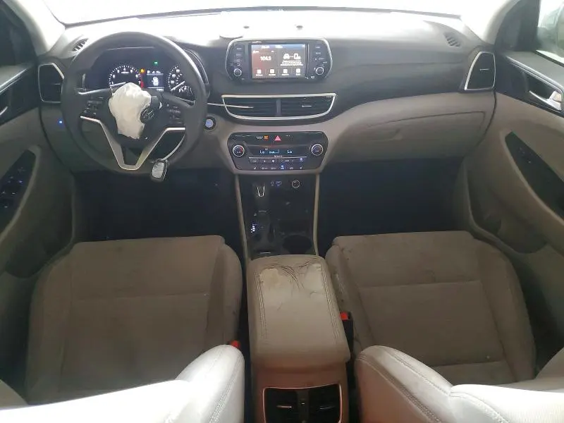 2020 HYUNDAI TUCSON SEL  