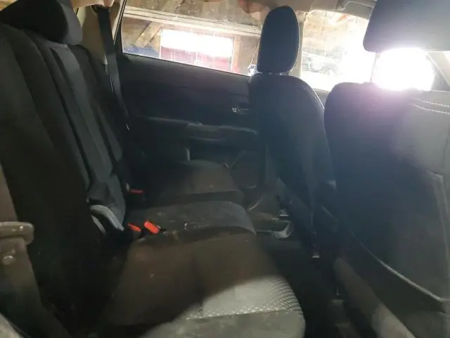 2018 MITSUBISHI OUTLANDER SE  
