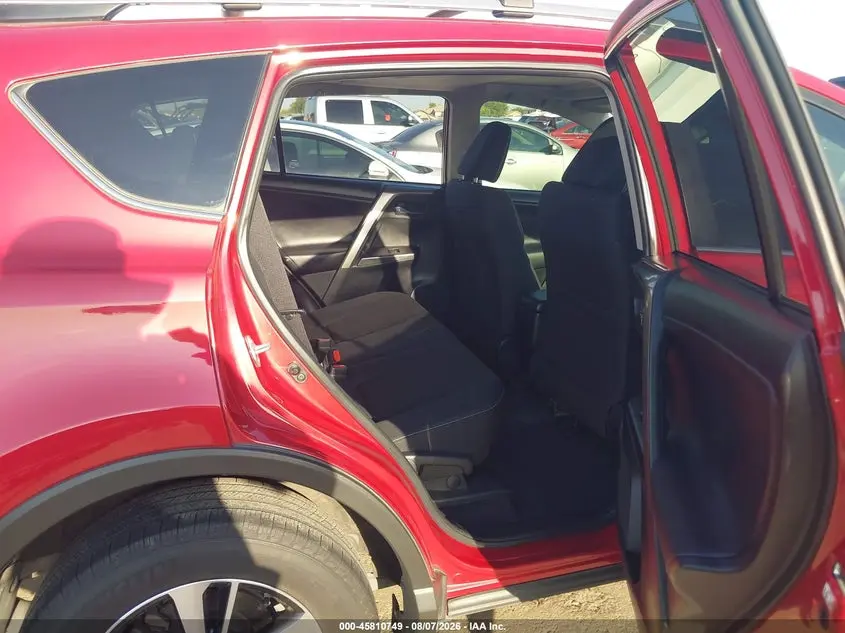 2017 TOYOTA RAV4 XLE