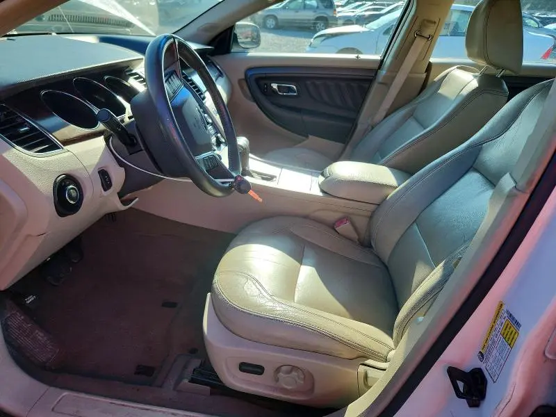 2010 FORD TAURUS SEL  