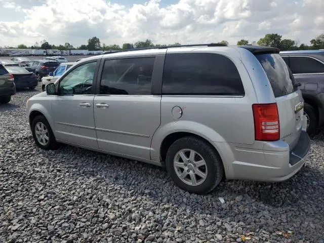 2010 CHRYSLER TOWN & COUNTRY TOURING PLUS  