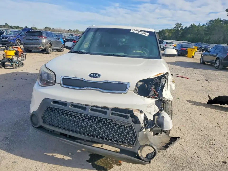 2016 KIA SOUL   