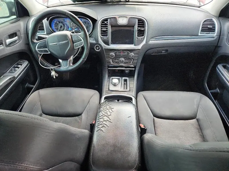 2018 CHRYSLER 300 TOURING  