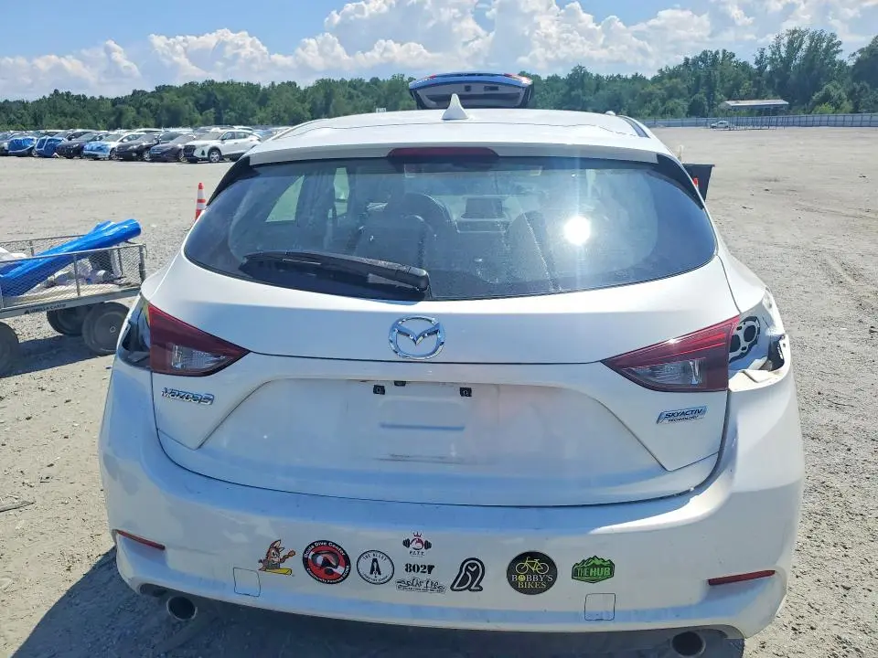 2018 MAZDA 3 GRAND TOURING  