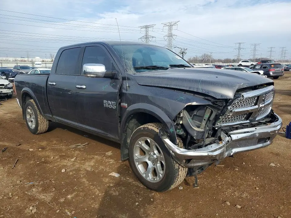 2016 RAM 1500 LARAMIE  