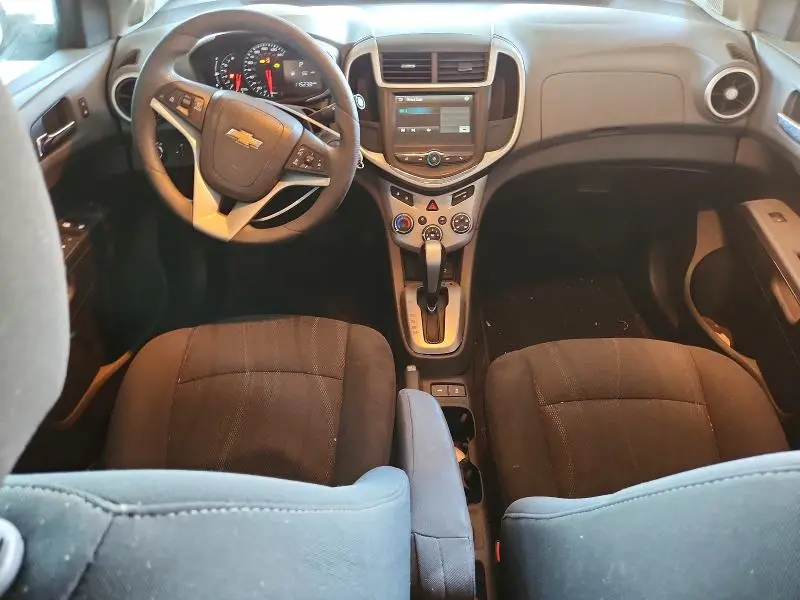 2017 CHEVROLET SONIC LT  