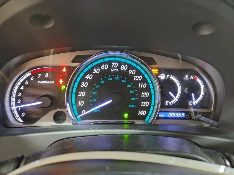 2013 TOYOTA VENZA LE  