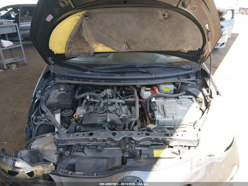 2013 TOYOTA PRIUS C TWO