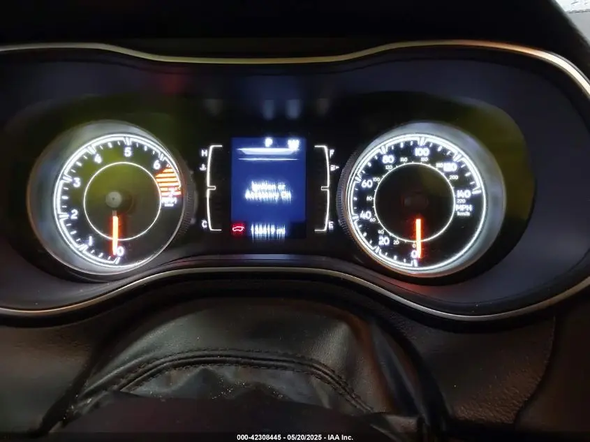 2019 JEEP CHEROKEE LATITUDE PLUS 4X4