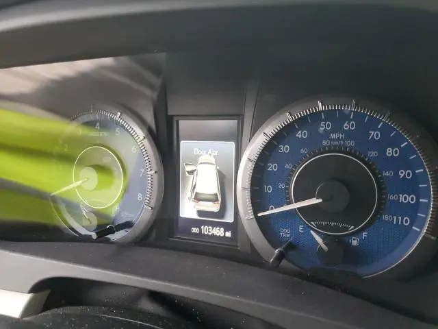 2015 TOYOTA SIENNA XLE  
