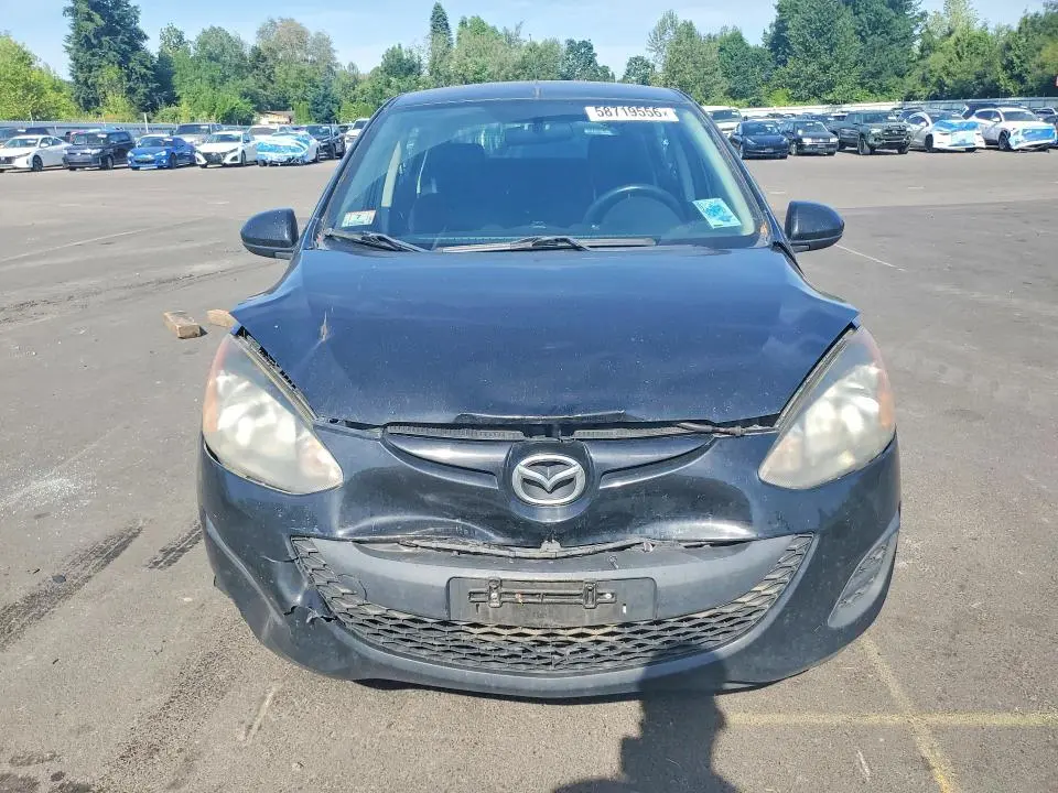 2013 MAZDA MAZDA2   