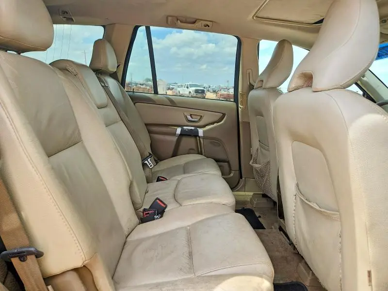 2010 VOLVO XC90 3.2  