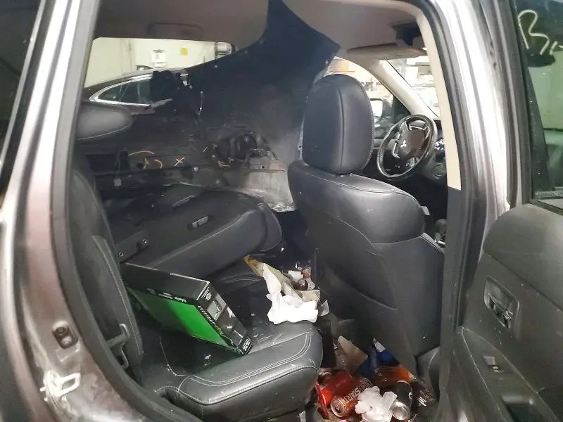 2020 MITSUBISHI OUTLANDER SE  