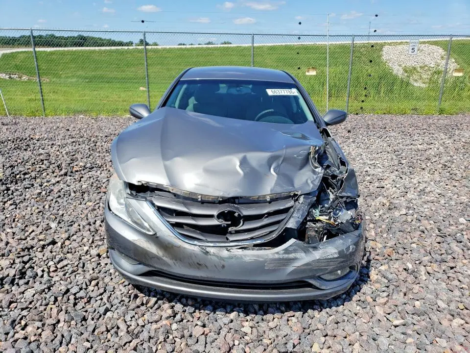 2013 HYUNDAI SONATA GLS  