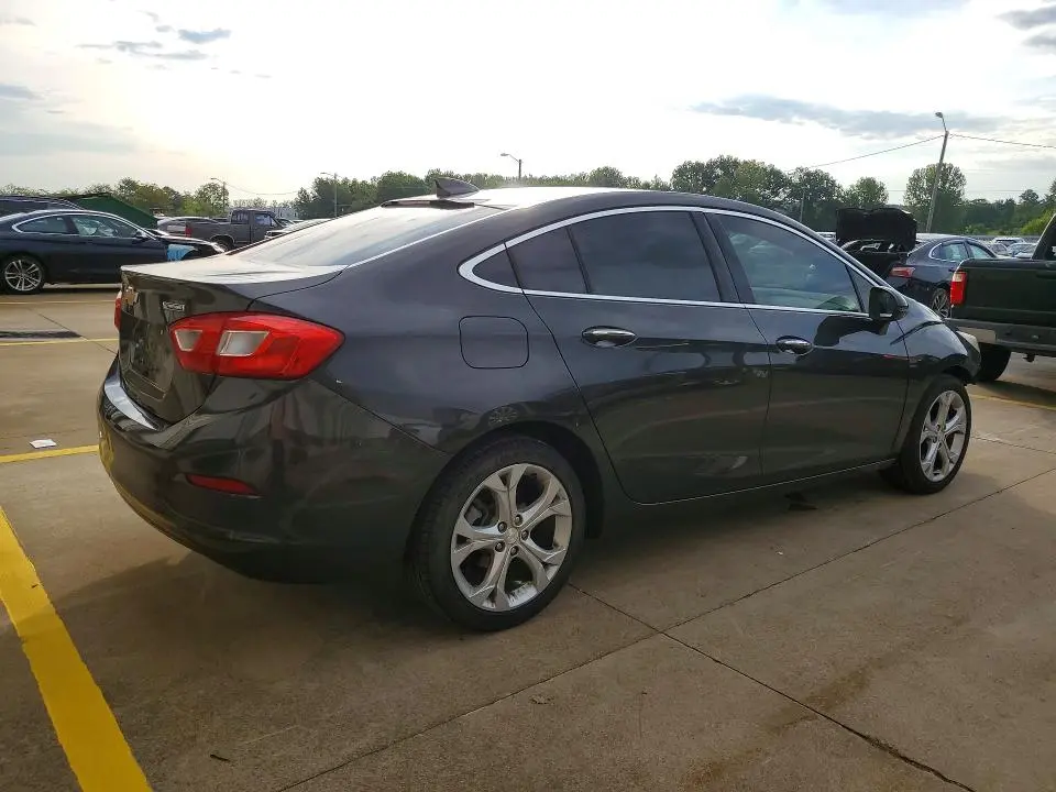 2017 CHEVROLET CRUZE PREMIER  
