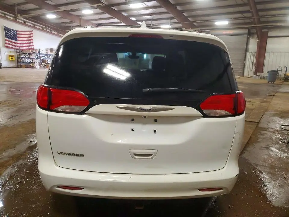 2020 CHRYSLER VOYAGER LXI  