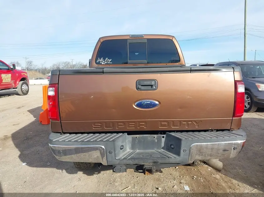 2011 FORD F-250 LARIAT