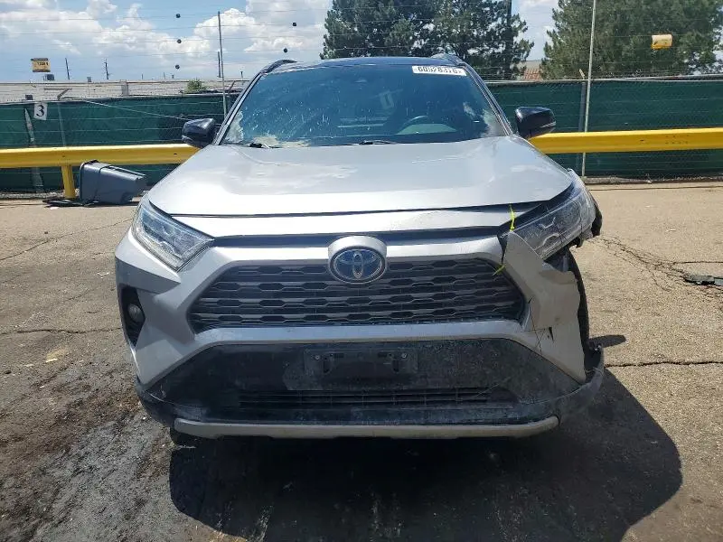 2020 TOYOTA RAV4 XSE  