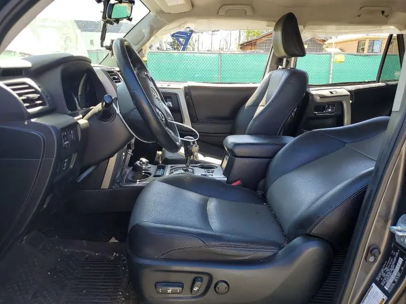2018 TOYOTA 4RUNNER SR5 PREMIUM  