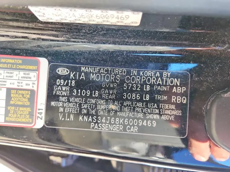 2019 KIA K900 LUXURY  