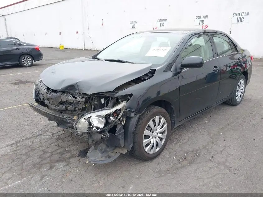 2013 TOYOTA COROLLA LE