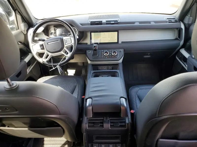 2022 LAND ROVER DEFENDER 110 X-DYNAMIC SE  