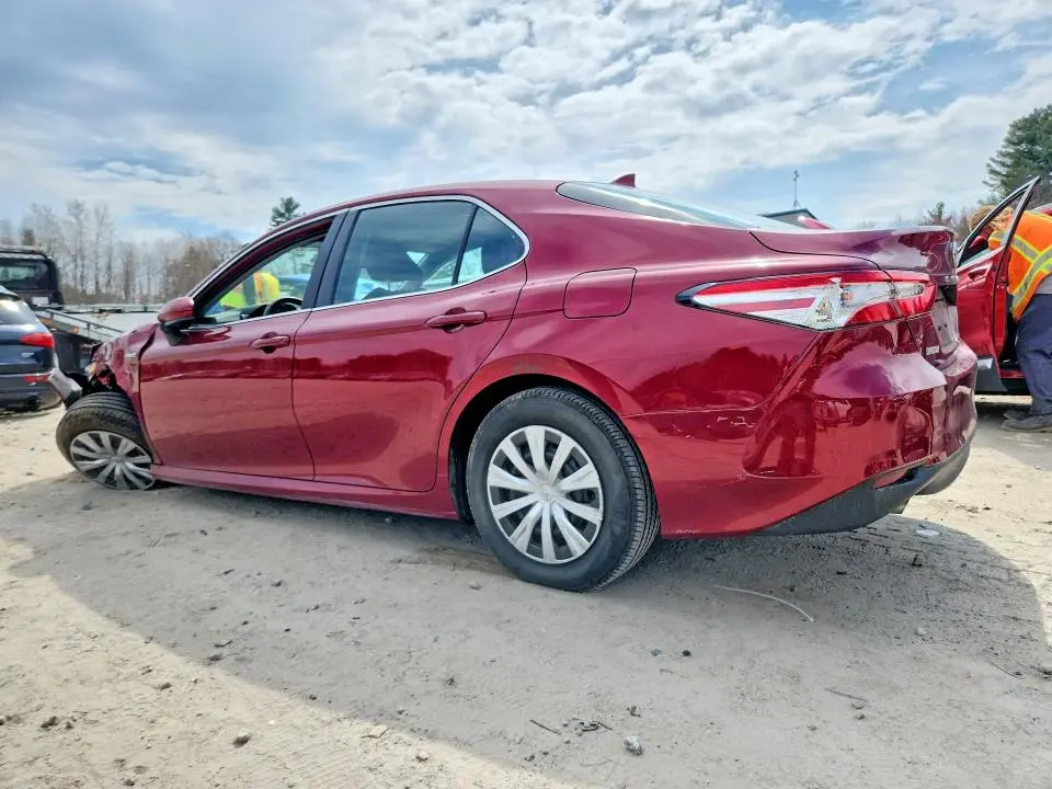 2020 TOYOTA CAMRY LE  