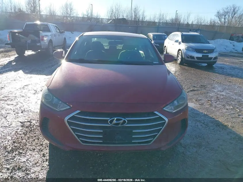 2017 HYUNDAI ELANTRA SE