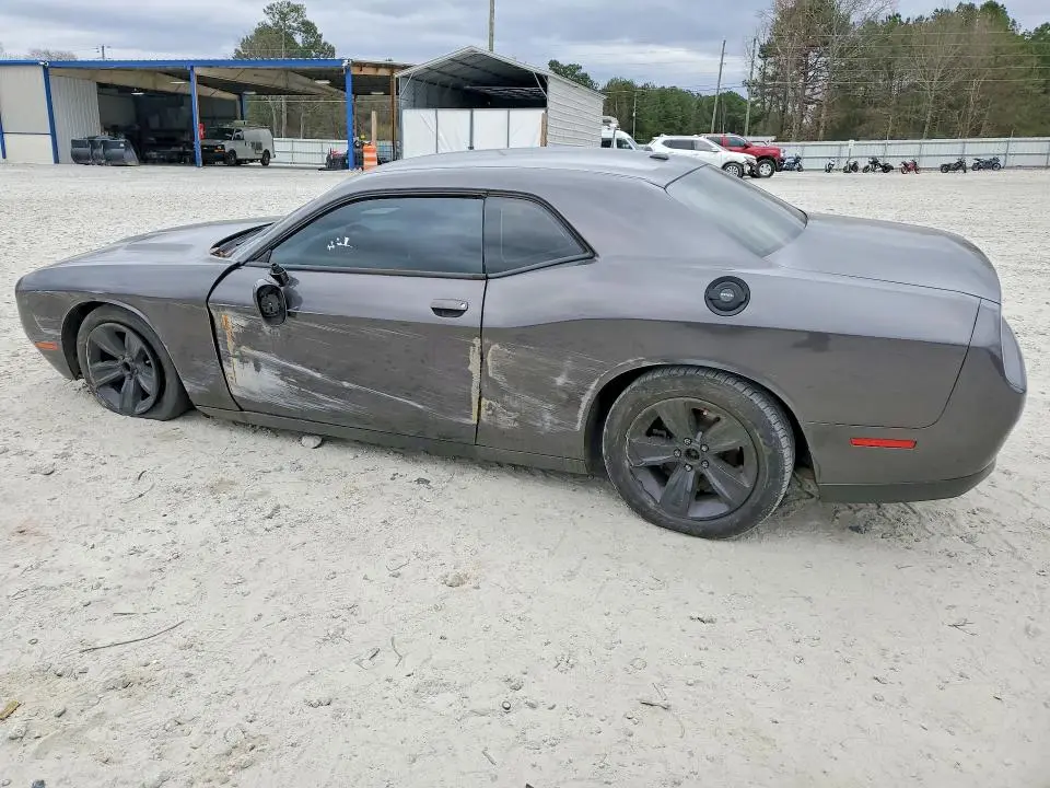 2016 DODGE CHALLENGER SXT  