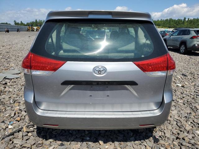 2012 TOYOTA SIENNA 