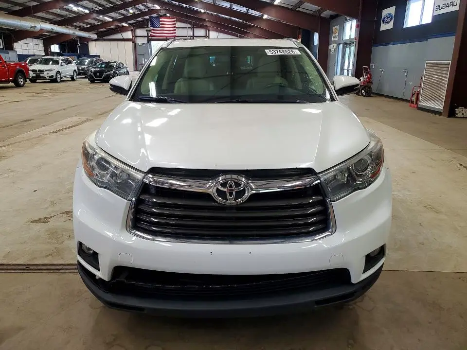 2016 TOYOTA HIGHLANDER XLE  