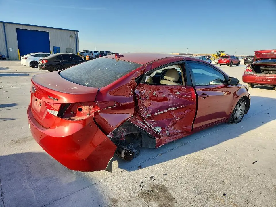 2013 HYUNDAI ELANTRA GLS  