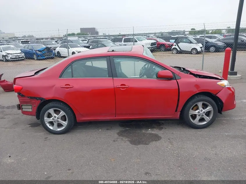 2013 TOYOTA COROLLA LE