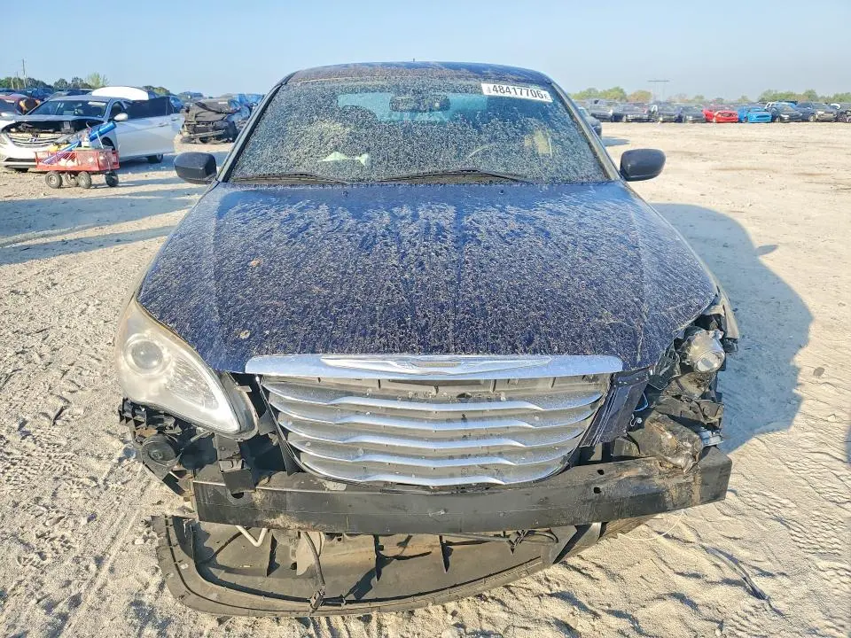 2013 CHRYSLER 200   