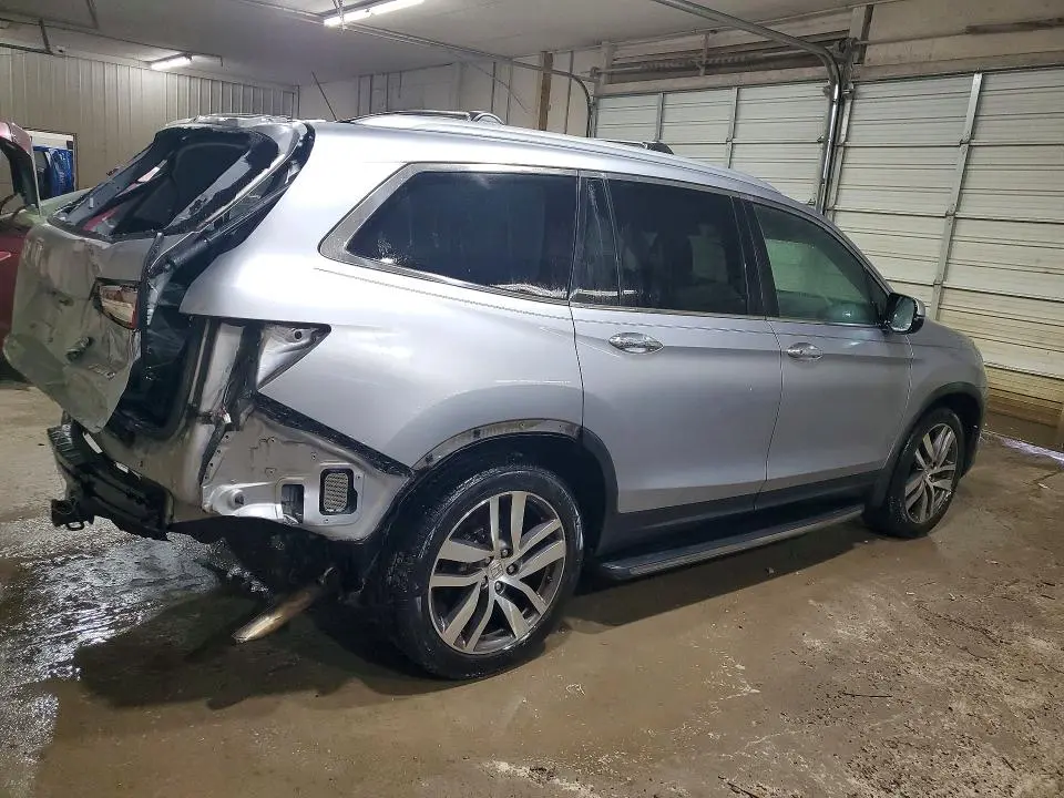 2016 HONDA PILOT ELITE  