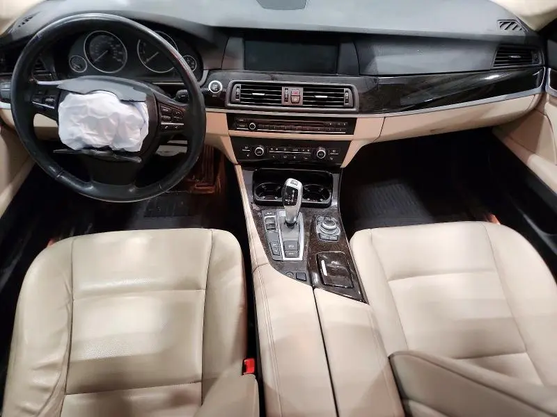 2012 BMW 528 XI  