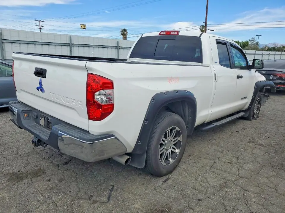 2017 TOYOTA TUNDRA   