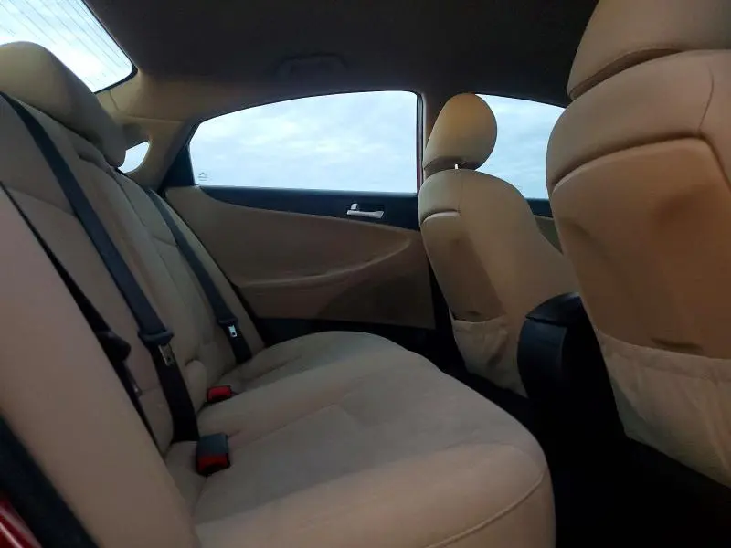 2012 HYUNDAI SONATA GLS  