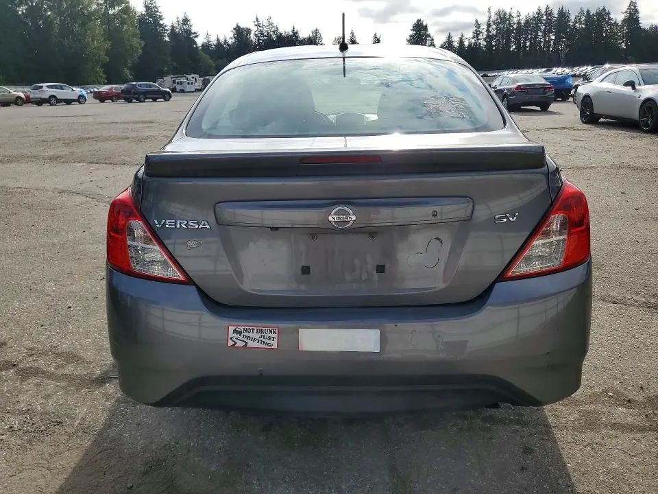 2019 NISSAN VERSA SV  