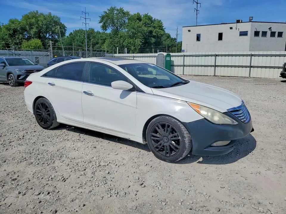 2012 HYUNDAI SONATA SE  