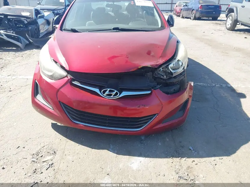 2016 HYUNDAI ELANTRA SE