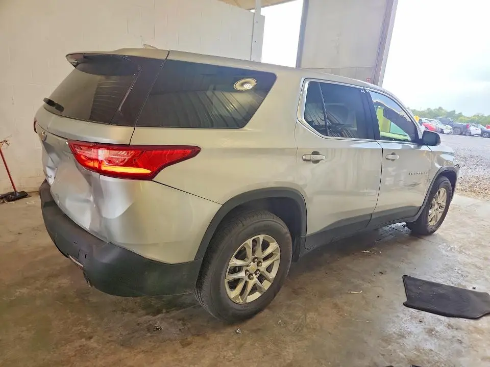 2021 CHEVROLET TRAVERSE LS  