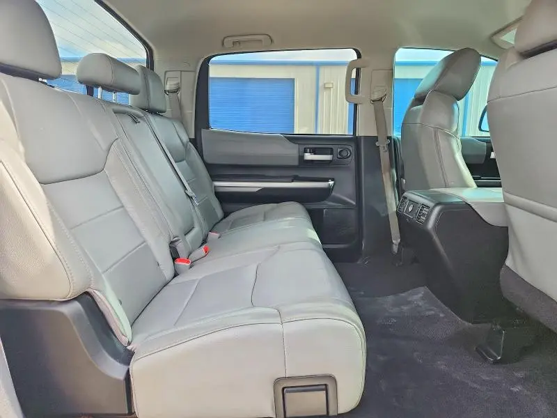 2014 TOYOTA TUNDRA CREWMAX LIMITED  