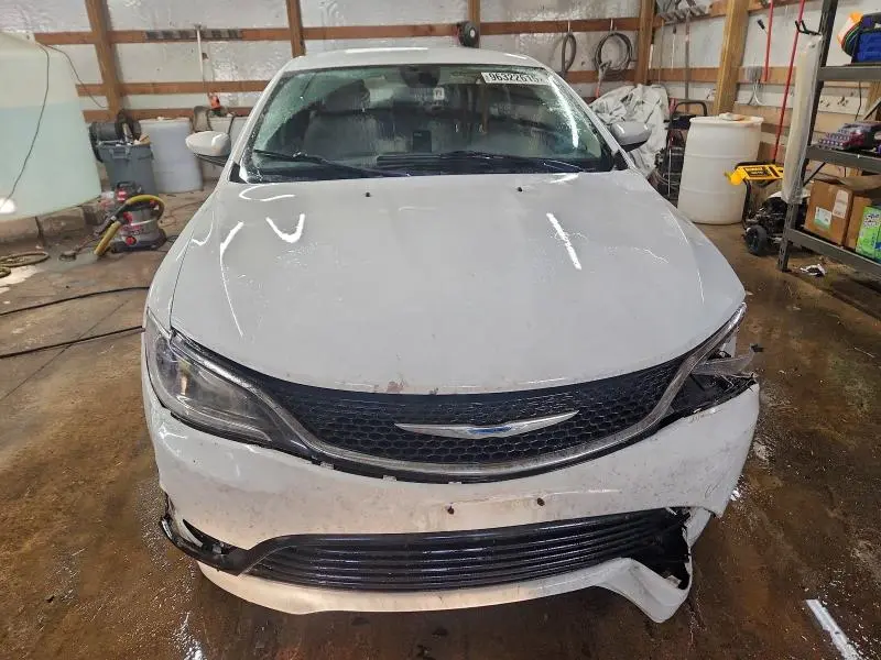 2016 CHRYSLER 200 LX  