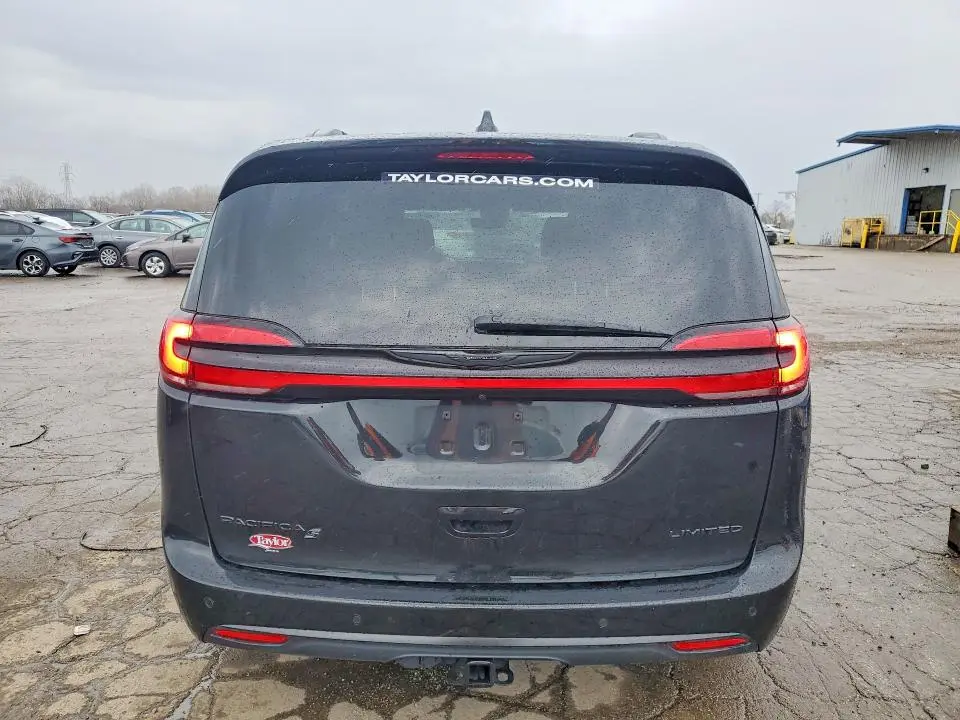 2024 CHRYSLER PACIFICA LIMITED  