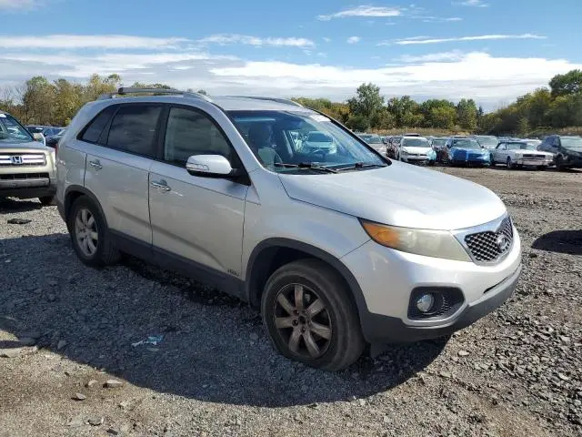 2011 KIA SORENTO BASE  