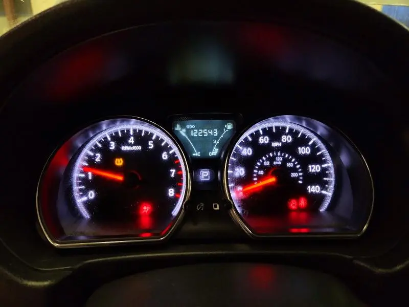 2018 NISSAN VERSA SV  