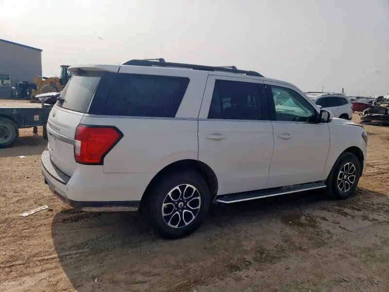 2023 FORD EXPEDITION XLT  