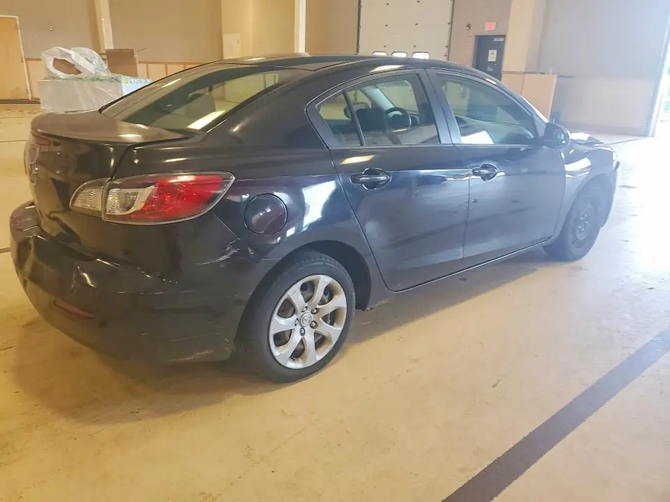 2013 MAZDA 3 I  