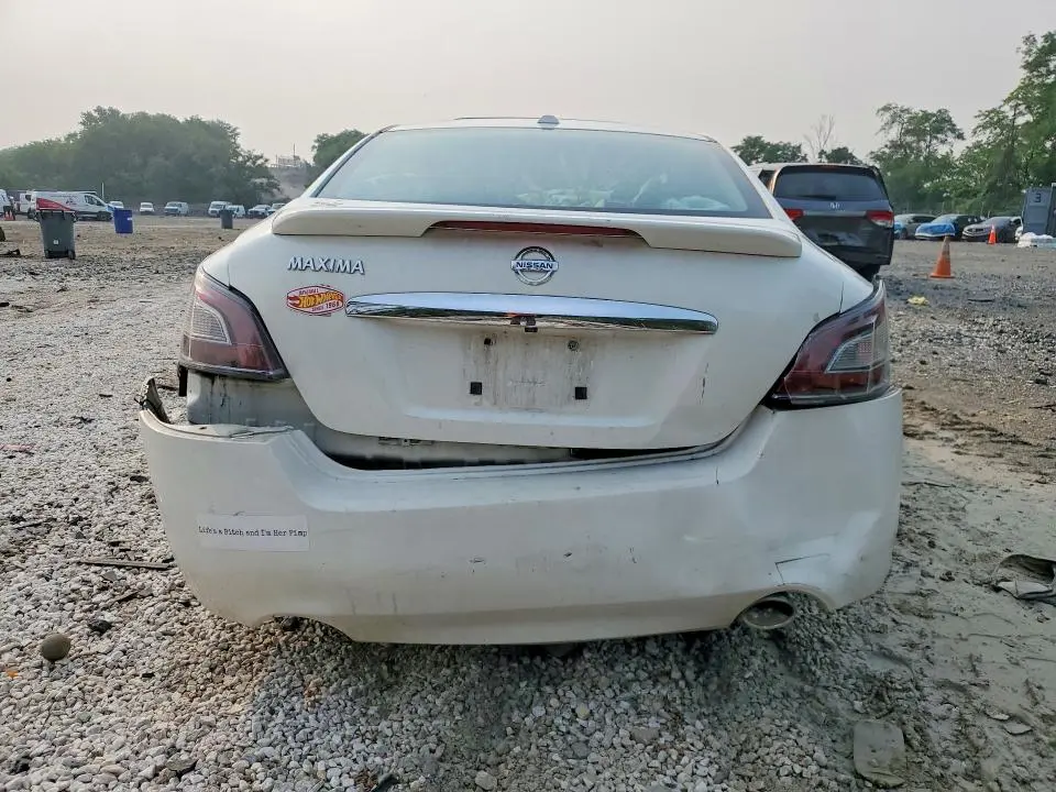 2012 NISSAN MAXIMA S  